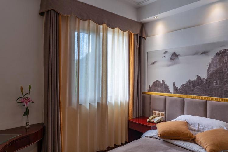 黄山狮林大酒店电话