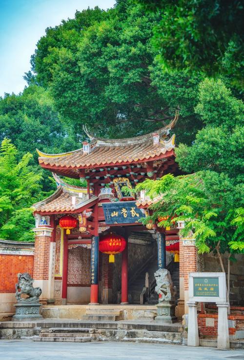 离泉州最近的旅游景点