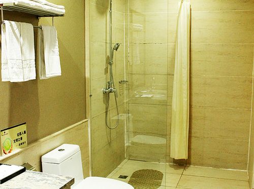 大庆九龙潭商务酒店