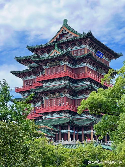 江西附近省的旅游景点