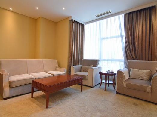 青岛天润金旺大酒店