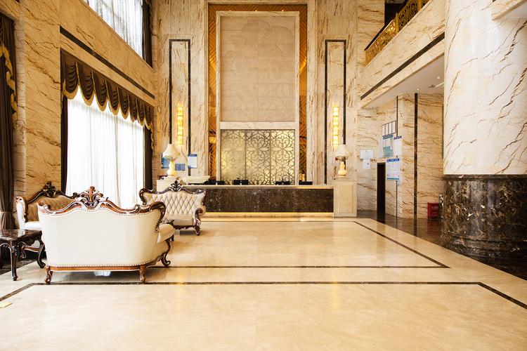 昆明机场旁边的酒店