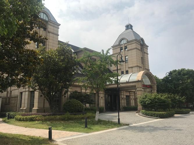 淀山湖中星君亭酒店