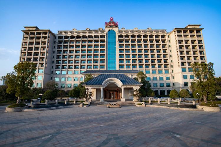 建德皇爵君廷大酒店