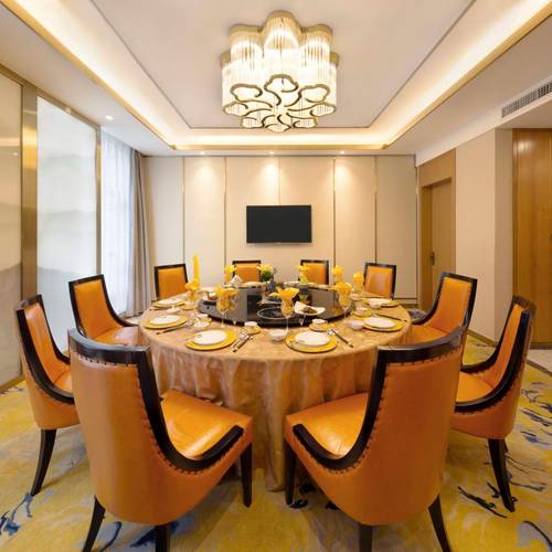 溜溜城格桑花大酒店