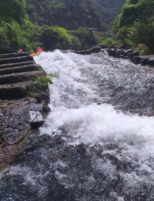 清远黄腾峡漂流自驾游