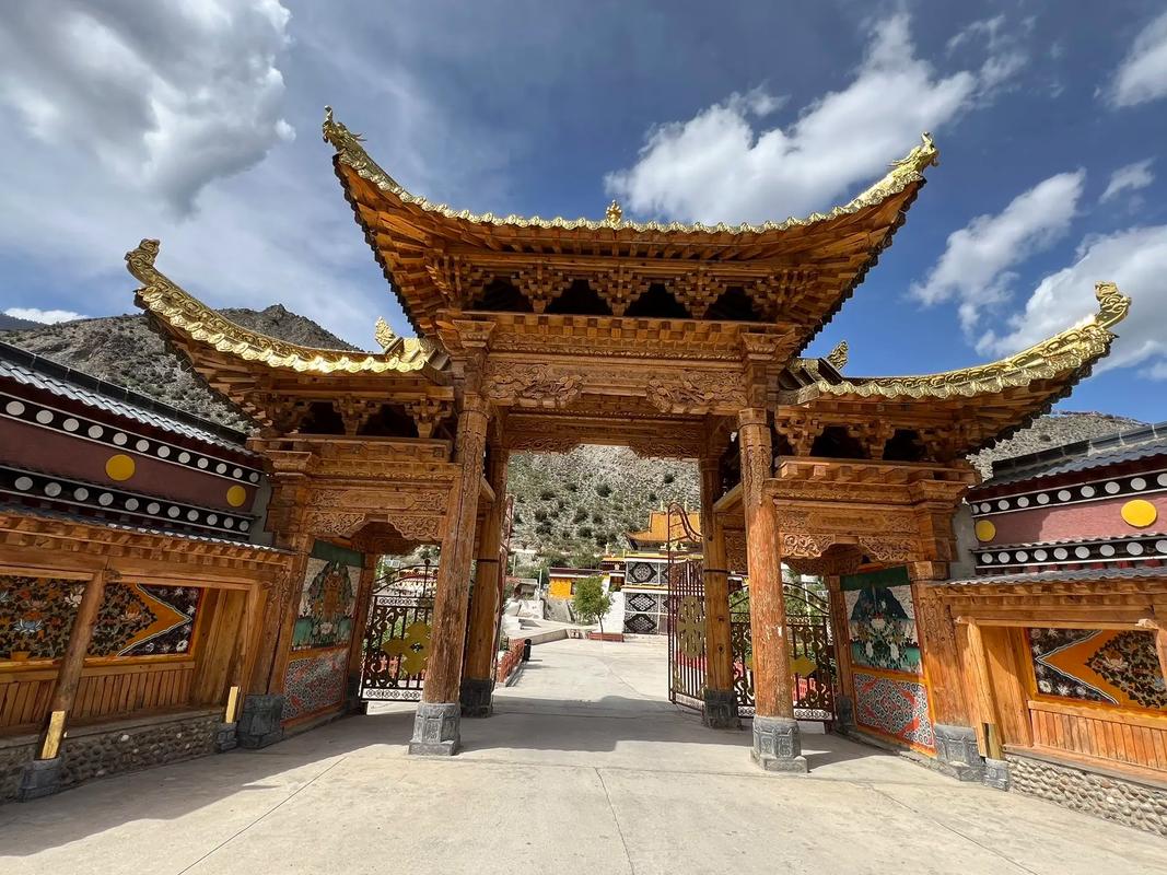 迭部附近旅游景点大全