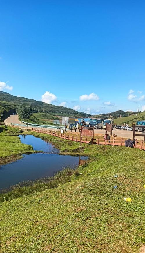 乌兰木通大草原自驾游