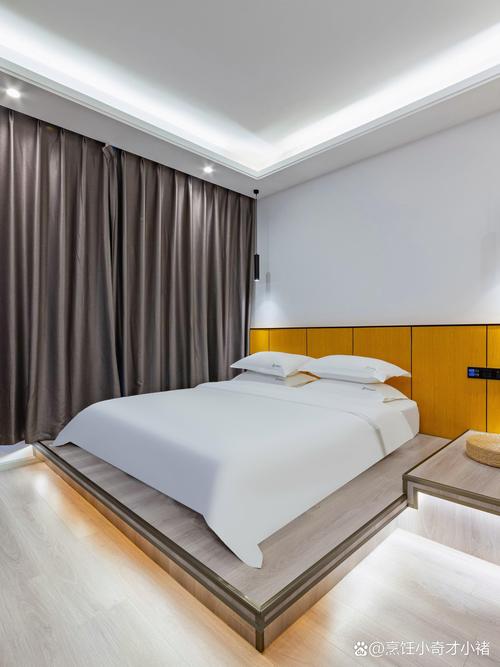 下榻酒店是什么意思