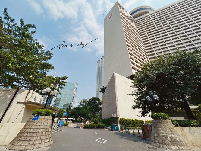 广州花园酒店地铁站