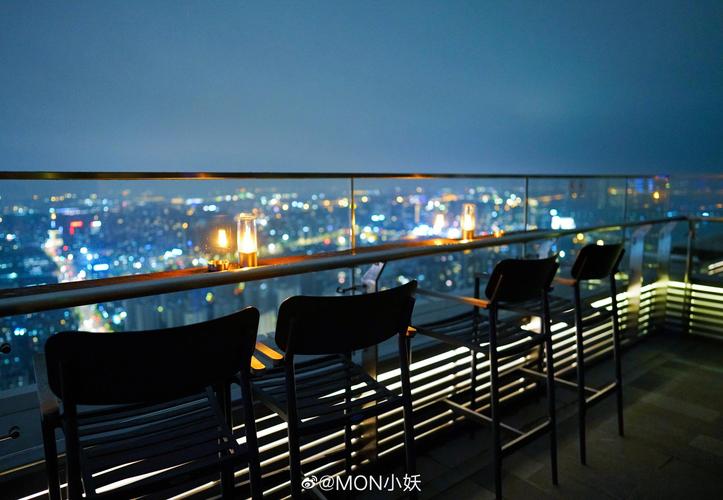 杭州柏悦酒店潮酒吧