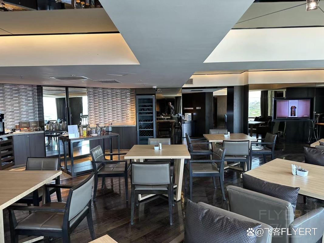 王府井金茂万丽酒店