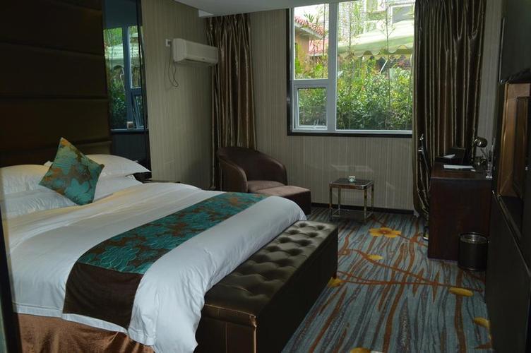 都江堰郦湾假日酒店