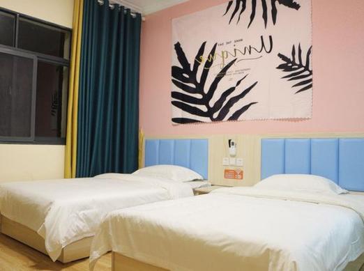 三峡大坝附近的酒店