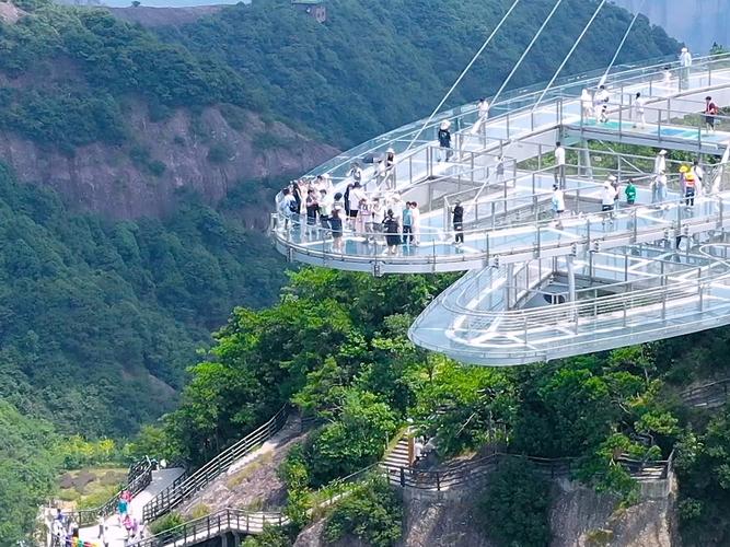 玻璃栈道浙江旅游景点