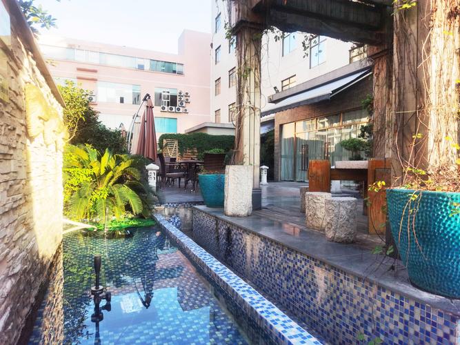 南宁润华四季大酒店