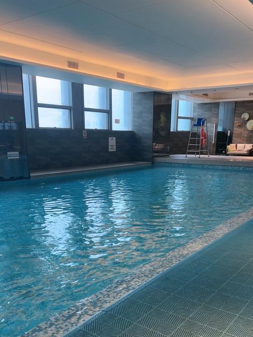 成都有游泳池的酒店