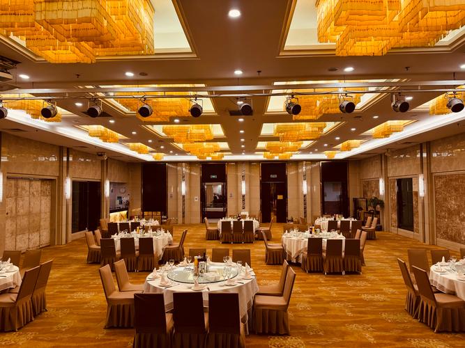 双鸭山时代商务酒店