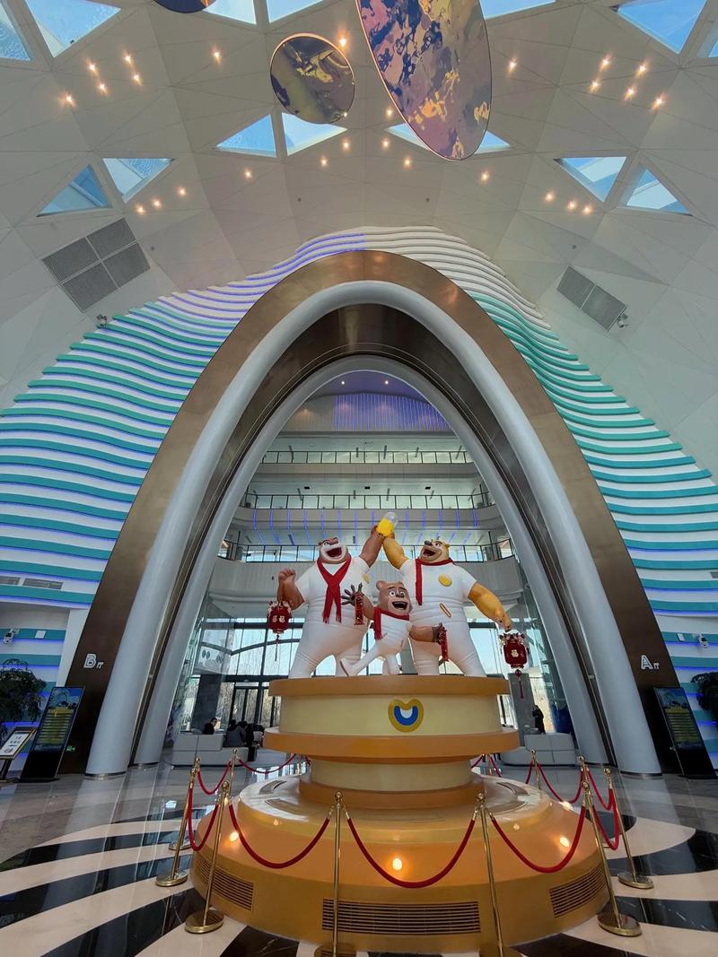 离方特比较近的酒店