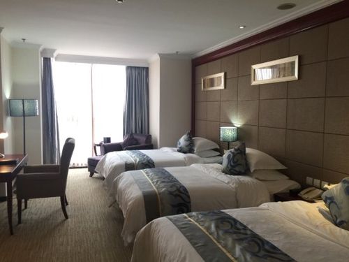 滦州国际大酒店电话