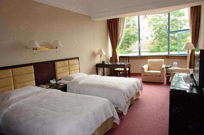 青岛德宝花园大酒店