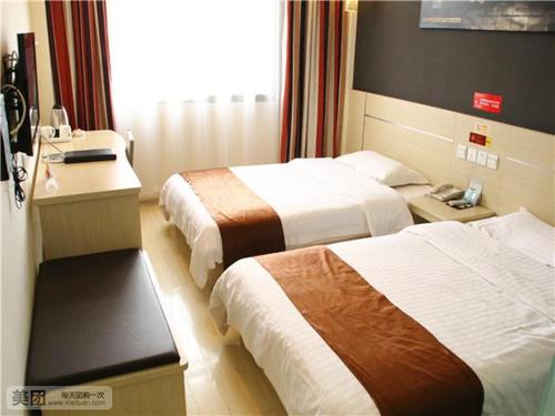 益阳火车站附近酒店