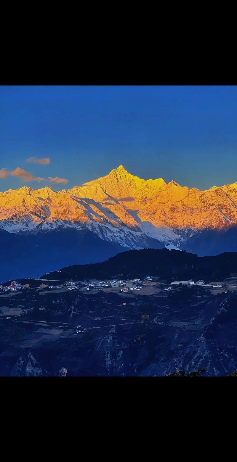 云南香格里拉景点图片