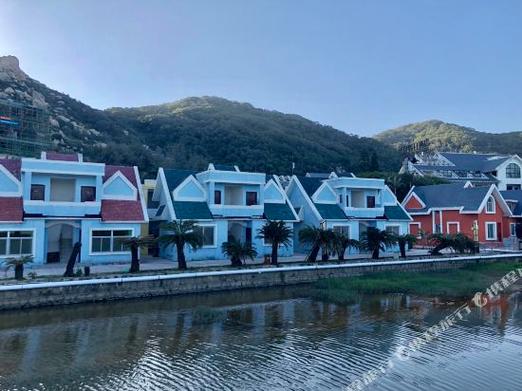 青澳湾半岛假日酒店