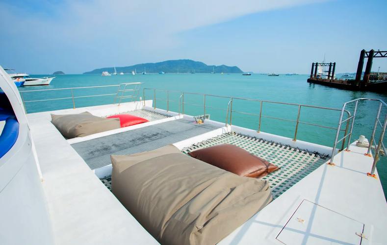 普吉岛亲子酒店推荐