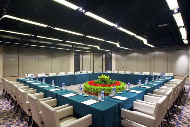 大同贵宾楼假日酒店