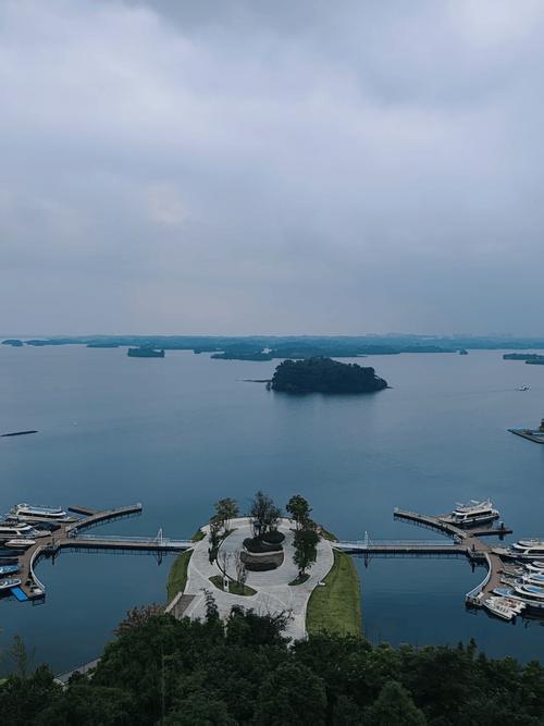 简阳三岔湖洲际酒店